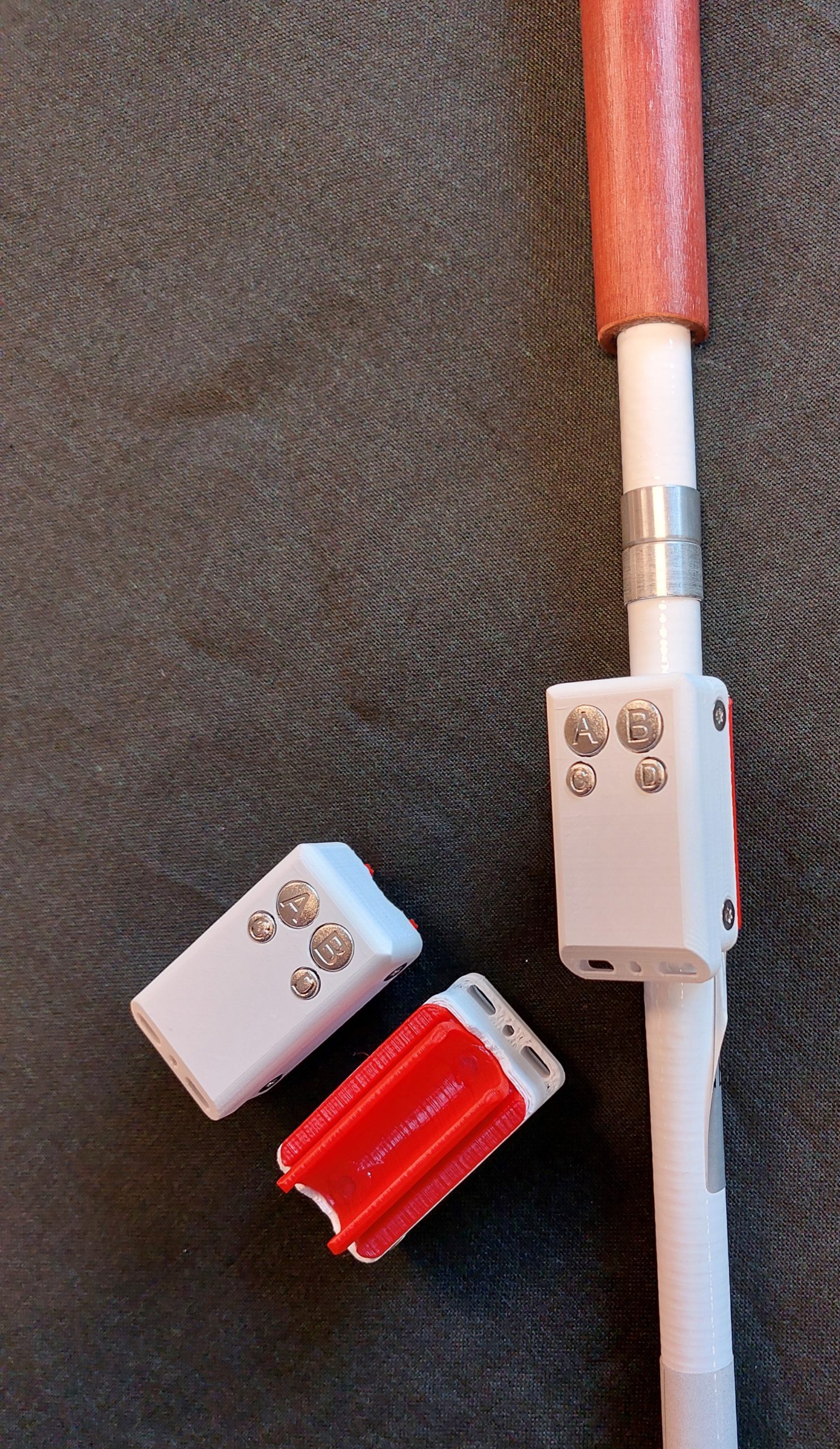 511700